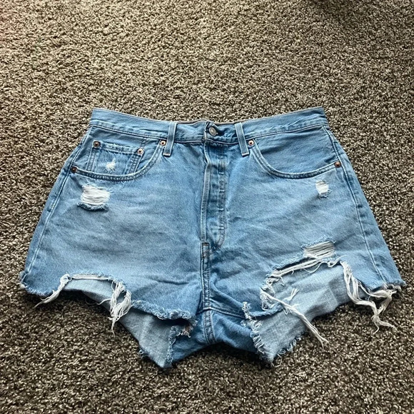 Levi 501 Denim Shorts  High Waist Women W32 - Picture 1 of 5